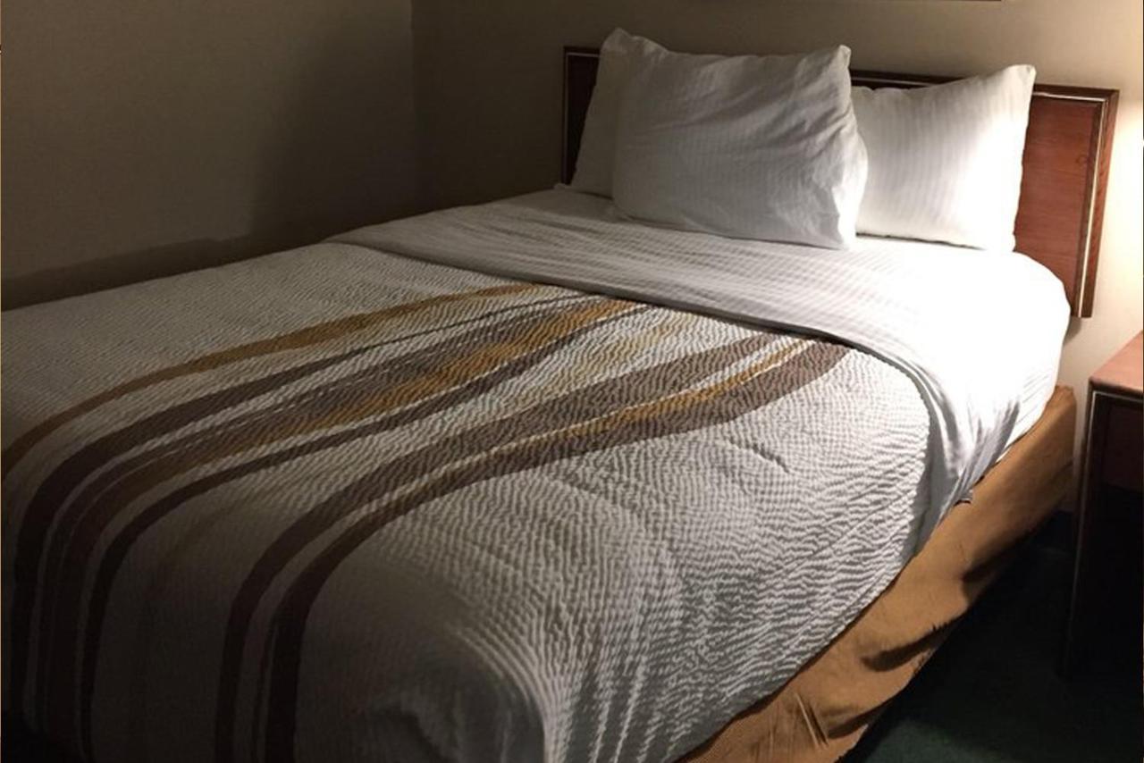 Norwood Inn & Suites Indianapolis East Post Drive Extérieur photo