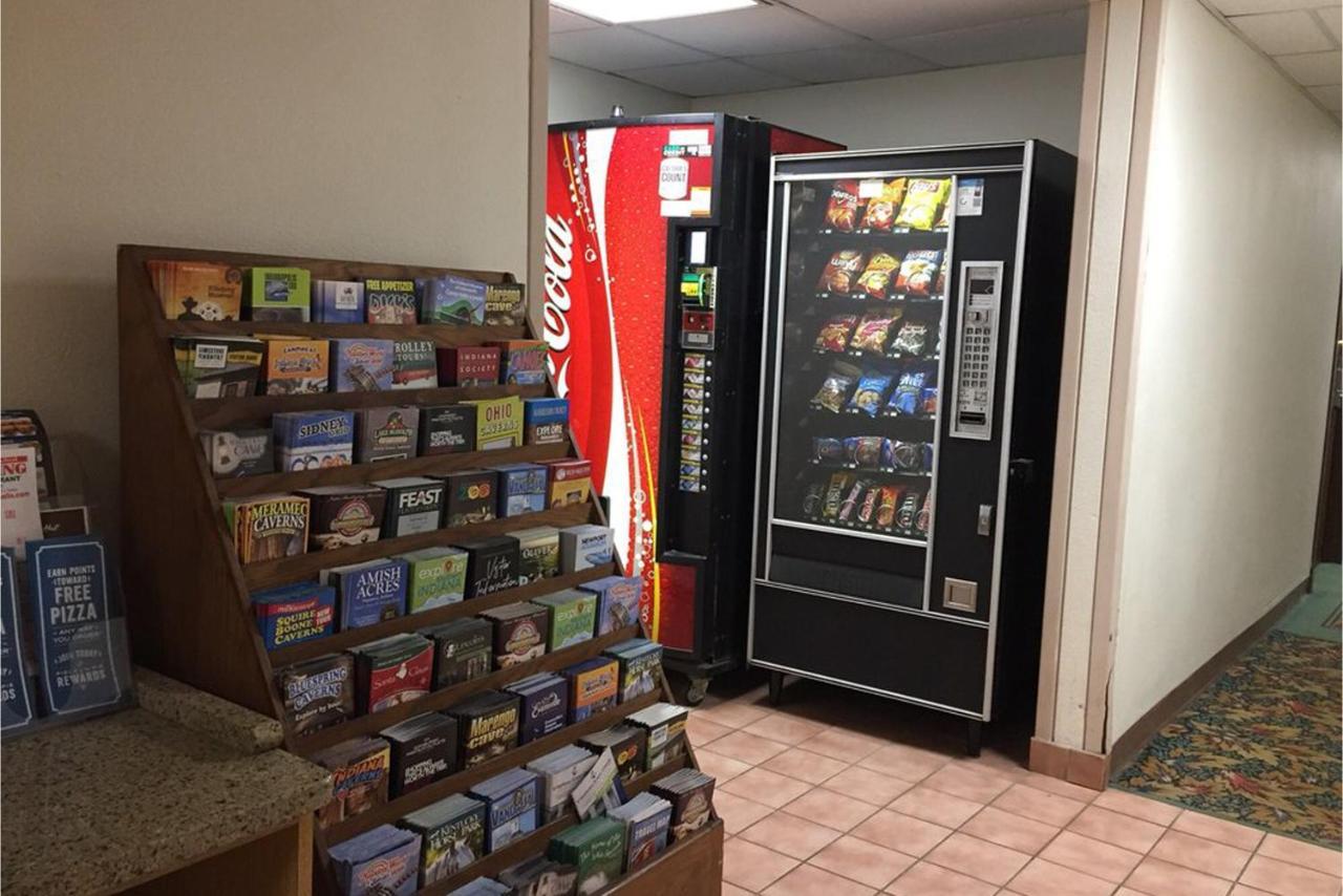 Norwood Inn & Suites Indianapolis East Post Drive Extérieur photo